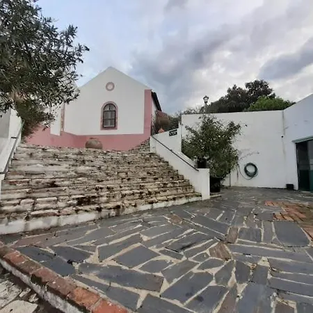 Amazing Farm House Near Vi B Bed and breakfast Tomar