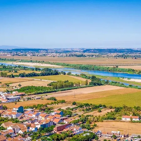 Amazing Farm House Near Vi B * Tomar